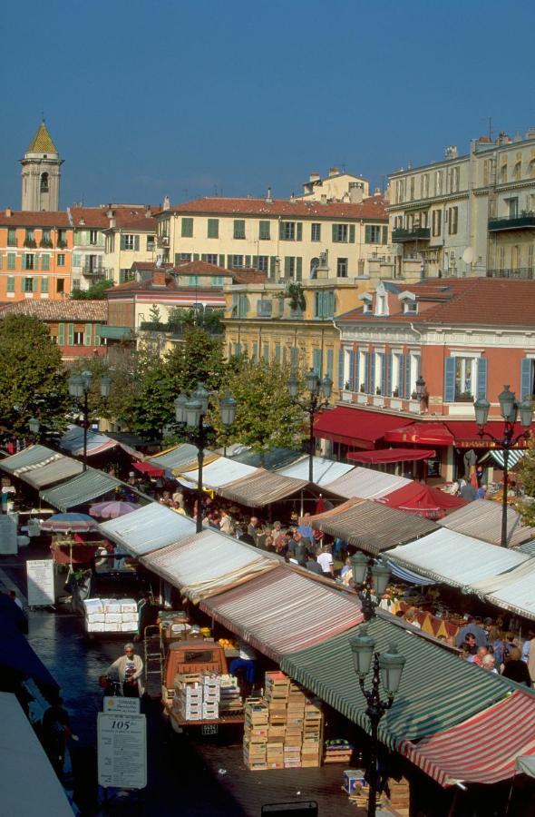 Easyhotel Old Town Hotel 2*